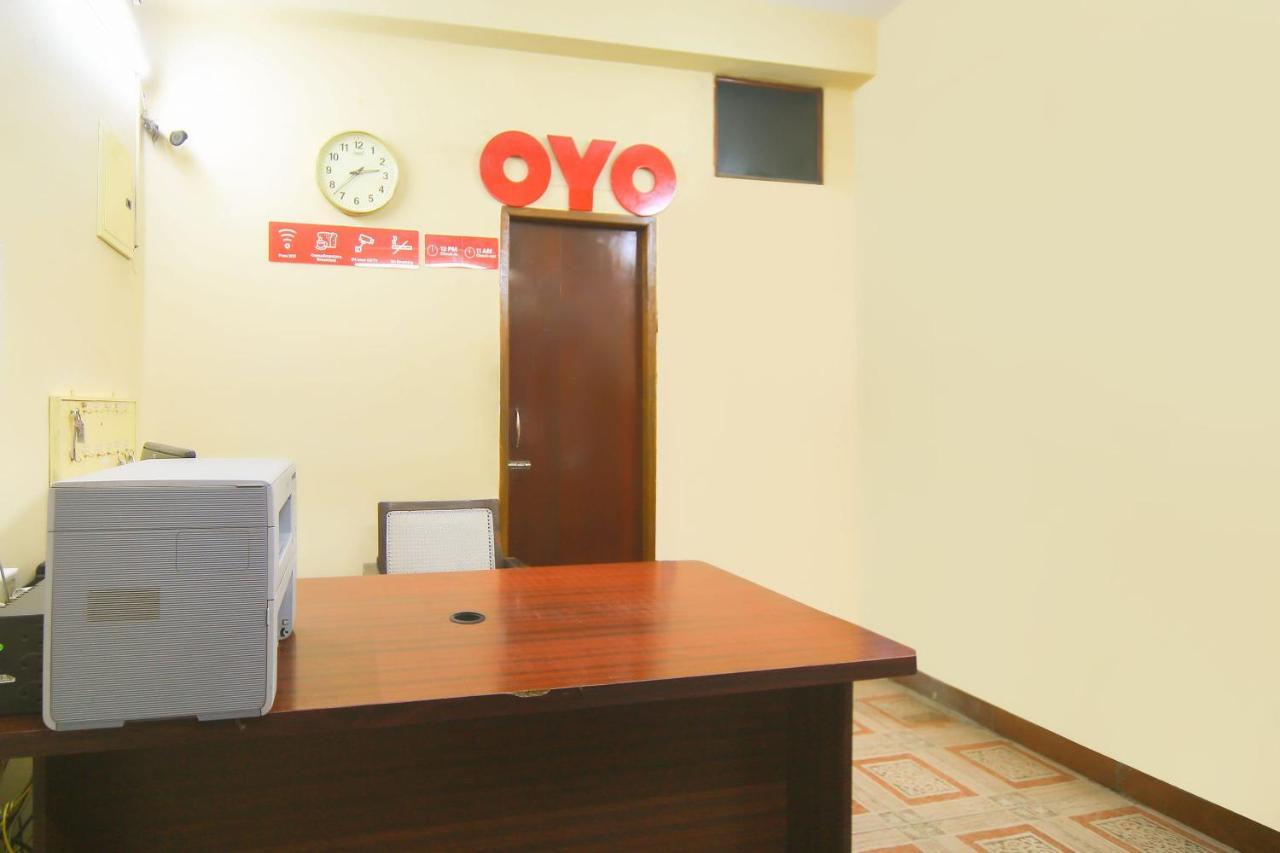 Oyo 23098 Ushama Heritage Guest House Puducherry Exterior foto
